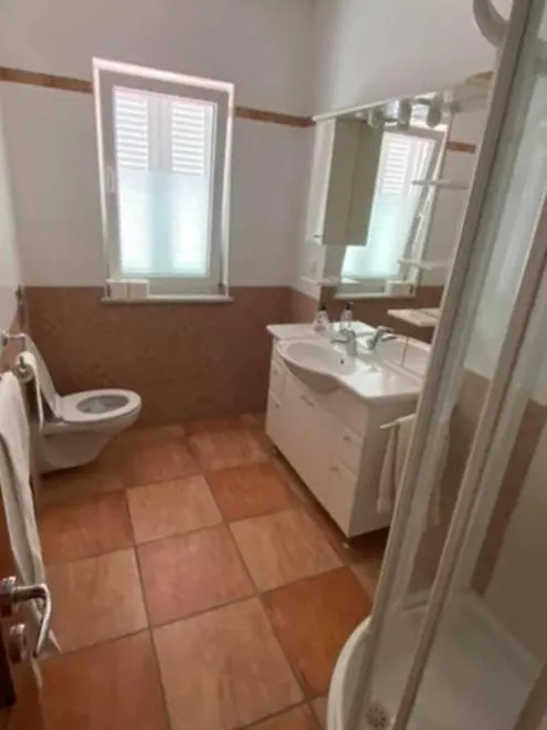 Ara-Lekaj Apartment Baska  Croatia