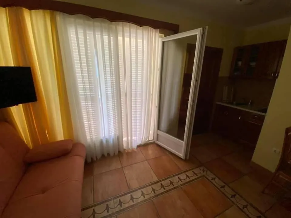 Ara-Lekaj Apartment Baska
